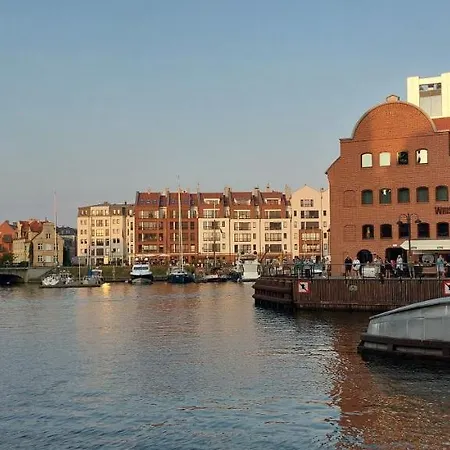 Przytulny Z Parkingiem