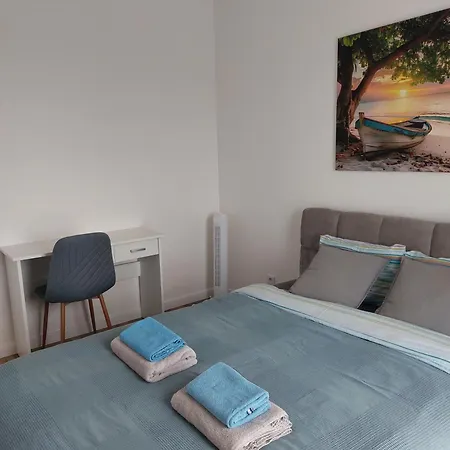 Przytulny Z Parkingiem Apartment Gdansk