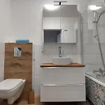 شقة Przytulny Z Parkingiem