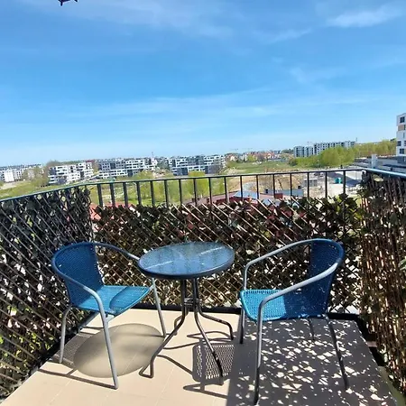 Przytulny Z Parkingiem Apartamento